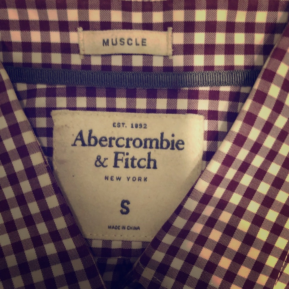 Small A&F button down